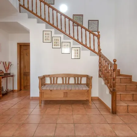 Casa Nira