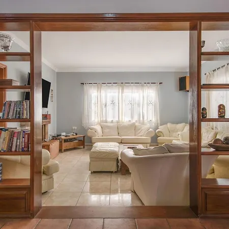 Casa Nira *