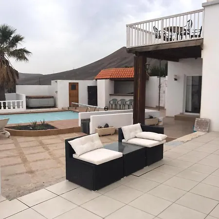 Casa Nira *
